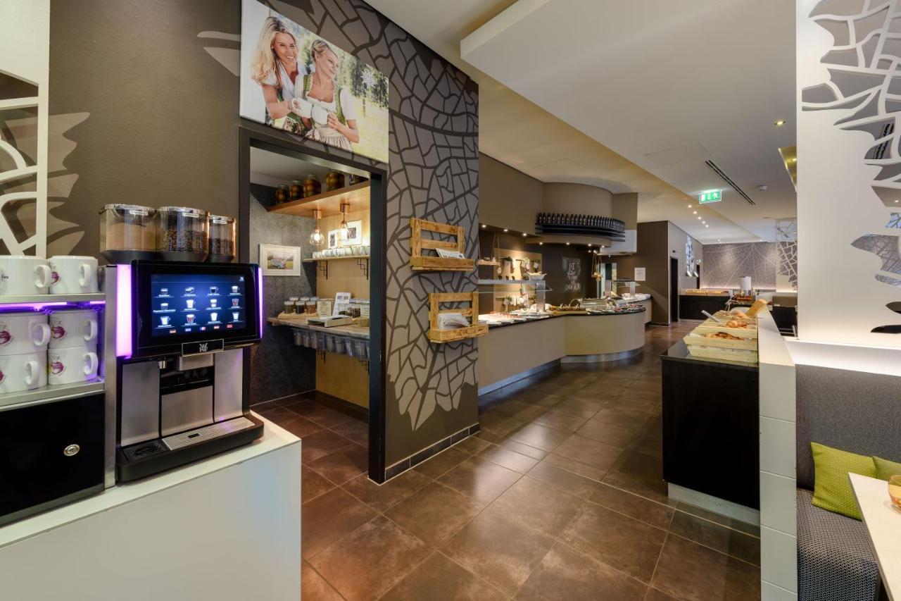 Mercure Center Hotel 4*
